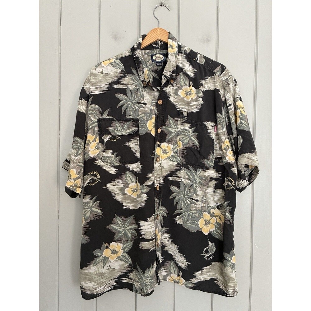 Tommy Bahama Camp Shirt Men's L Large Gray Short Sleeve Swordfish Collar Rayon